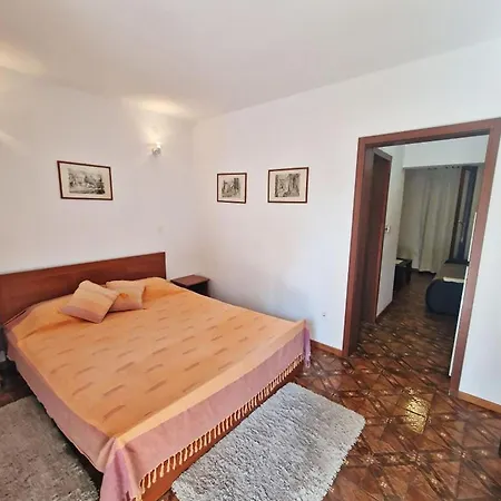 By Seni Appartement Pag Town